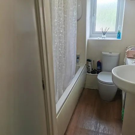 Flat Apartment *