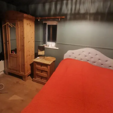 Apartment Flat *