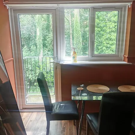 Flat Apartment *